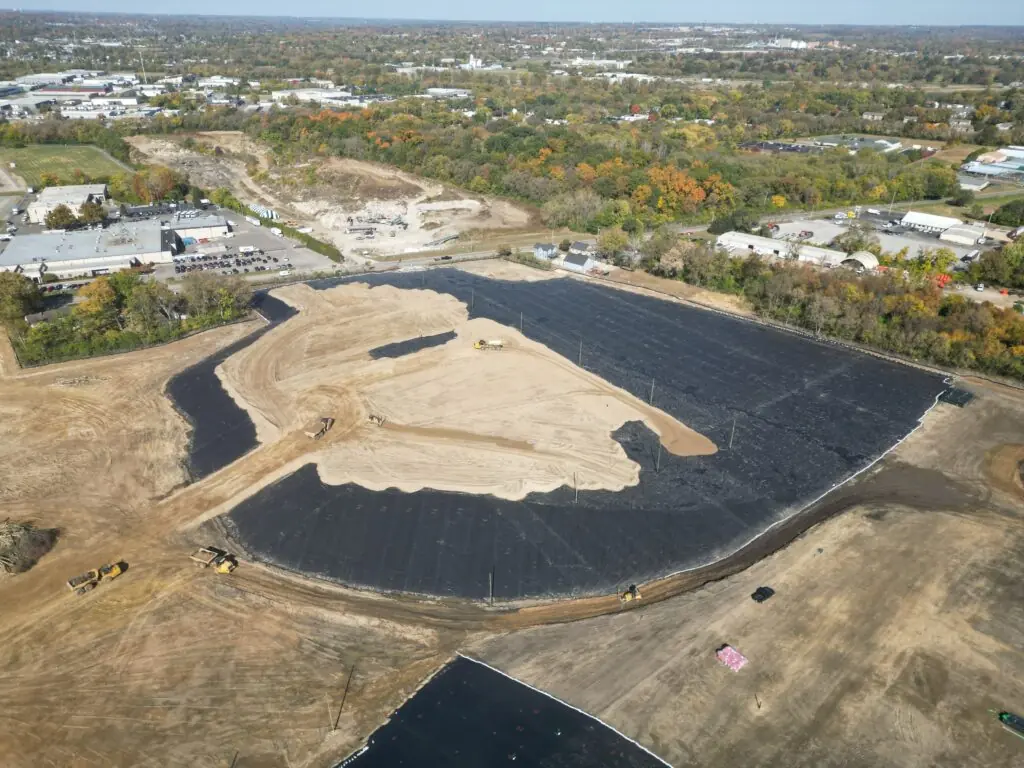 SANITARY LANDFILL SUPERFUND SITE CLOSURE
